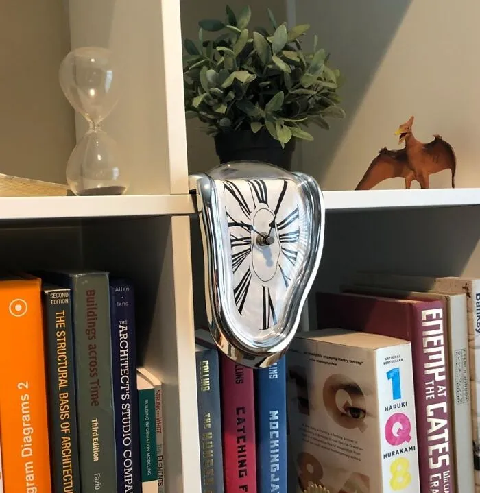 Let Time Melt Away: <span Style="Font:inherit;color:#d74b1f;"> Decorative Dali Watch</Span> For A Touch Of Surrealism!