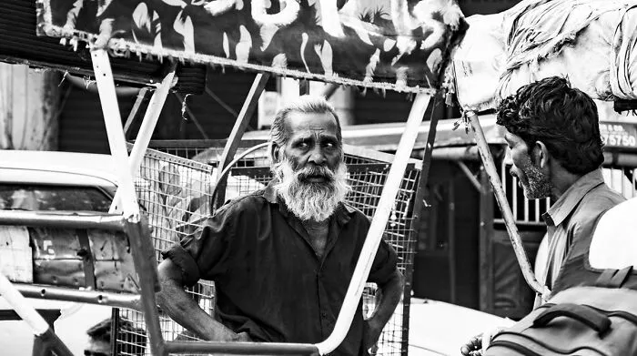 I Took 22 Photos Showcasing Life On The Streets Of Old Delhi