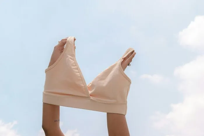 36 Feminine Habits Guys Had No Clue About Until They Started Dating Or Even Got Married