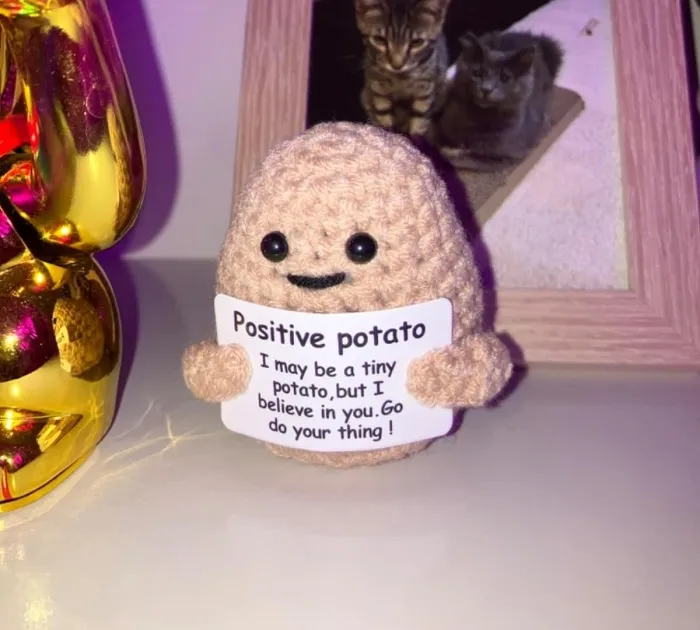 You’re A-Peeling!: A <span Style="Font:inherit;color:#d74b1f;"> Cute And Creative Crochet Potato With A Card</Span>