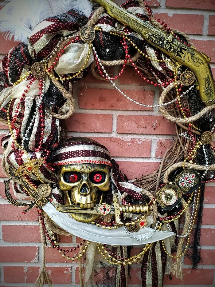 Red, Gold And Black Jeweled Gasparilla Wreath