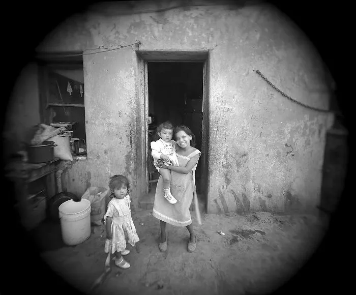 In The Heart Of Struggle: Meg Mckenzie Ryan's Journey Through Mexicali's Poorest Neighborhoods (20 Pics)