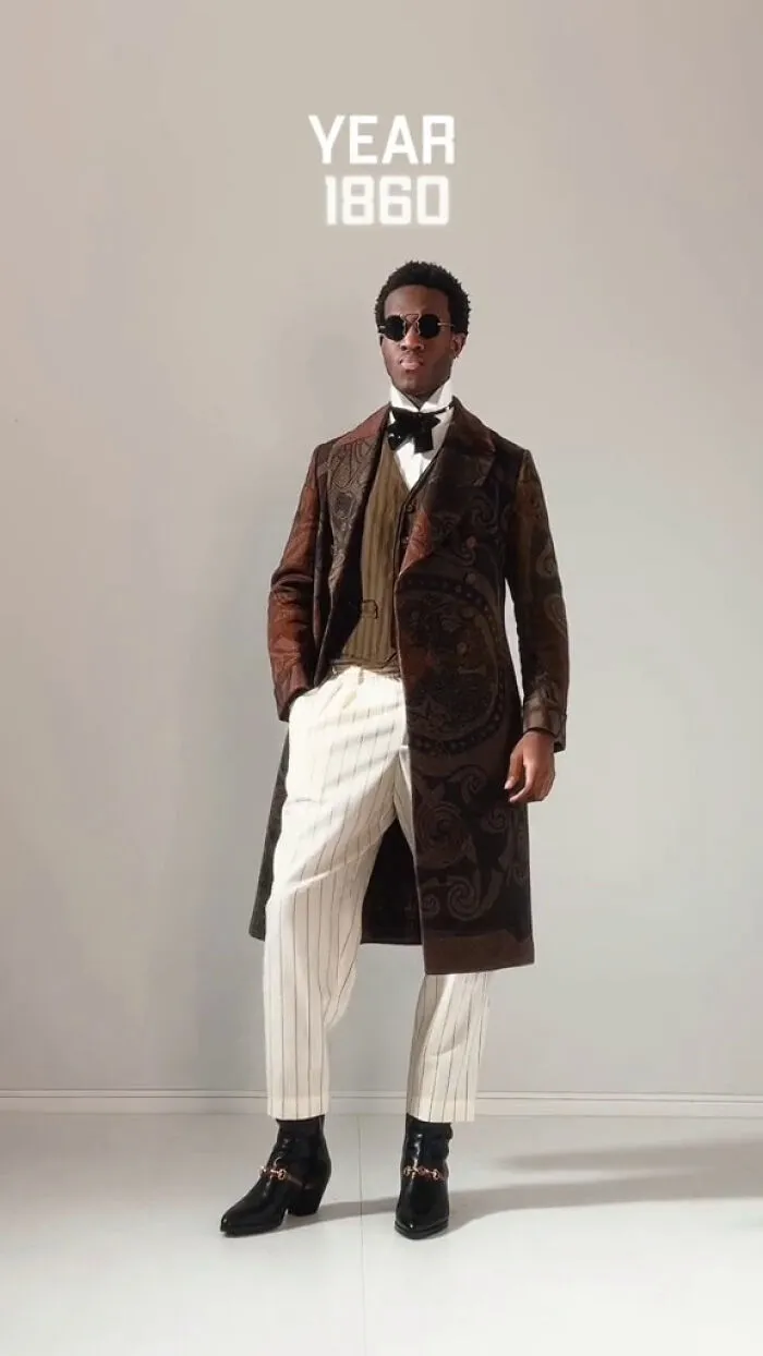 Guy Goes Viral By Creating Outfits For Various Historical Times, Even For The Future (34 Pics)