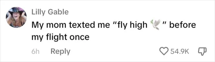 30 Funny Moms Who Have No Idea How Dramatic And Unsettling Their Texts Are