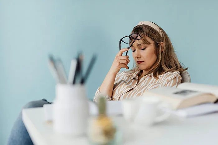 Someone Asked Women To Share Their Toxic Workplace Giveaways And 30 Delivered
