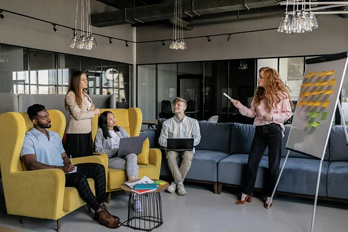 Someone Asked Women To Share Their Toxic Workplace Giveaways And 30 Delivered