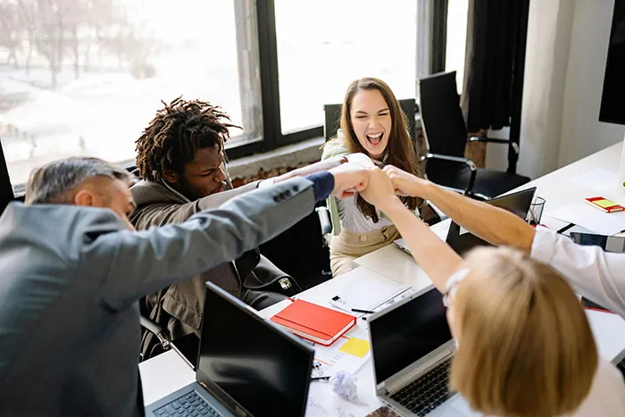 Someone Asked Women To Share Their Toxic Workplace Giveaways And 30 Delivered