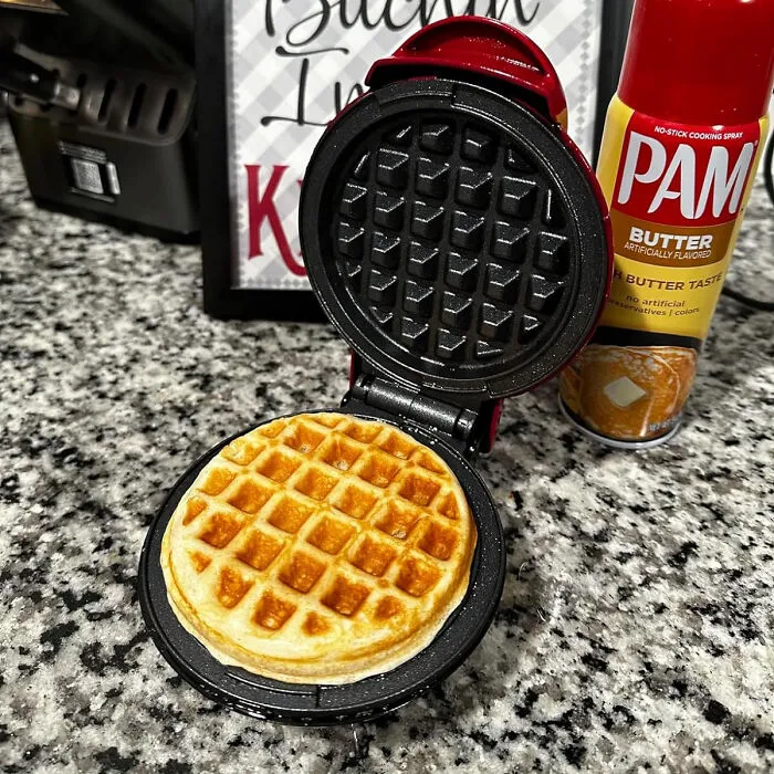 <span Style="Font:inherit;color:#d74b1f;"> Mini Maker </Span> : Perfectly Portioned Waffles, Hash Browns, And Keto Chaffles - Effortless Cooking With Non-Stick Surfaces!