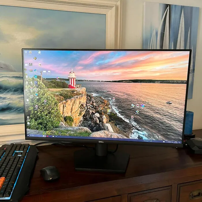 Visual Excellence Awaits: <span Style="Font:inherit;color:#d74b1f;"> Dell Monitor </Span> - Delivers Stunning Views And Easy-On-The-Eyes Comfort, Wrapped In Elegance