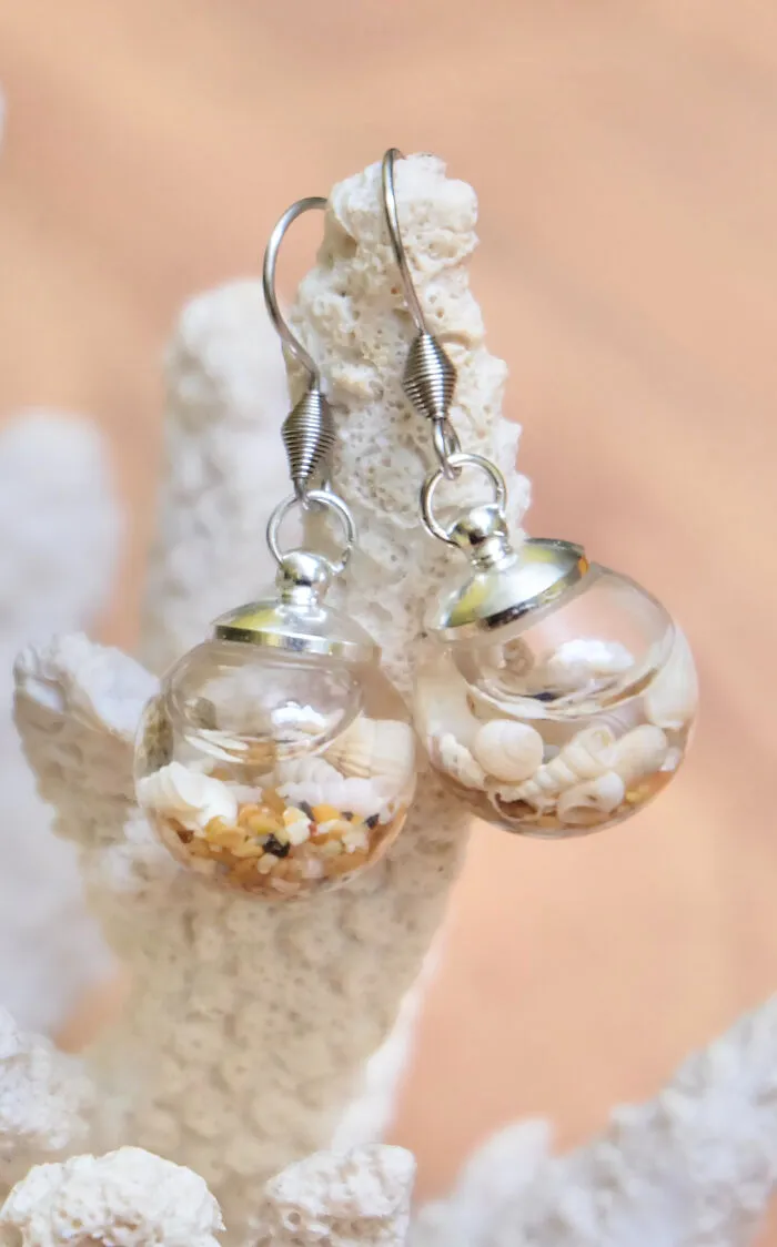 I Made Jewellery Using Shells From An Enchanting Beach