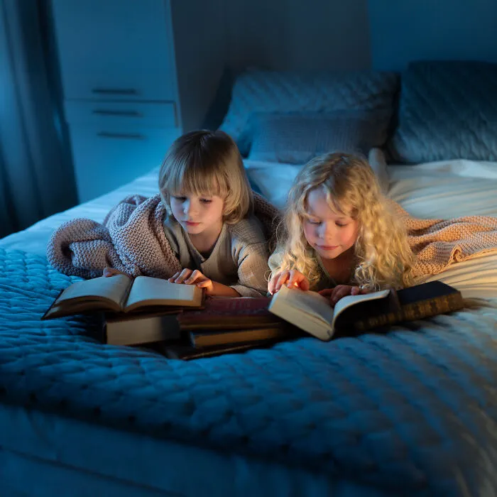 With These Childhood Photographs, I Want To Revive Reading Habits (18 Pics)