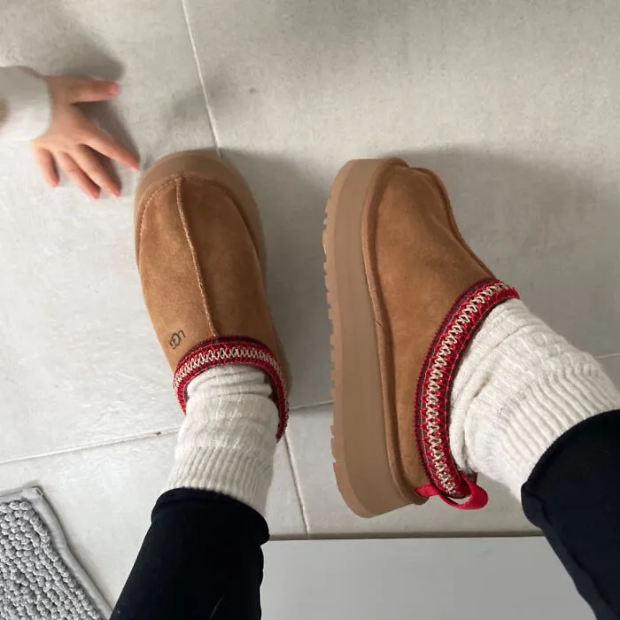 Treat Your Feet To A Little Slice Of Heaven With Comfy <span Style="Font:inherit;color:#d74b1f;"> Ugg Tazz Slippers </Span>