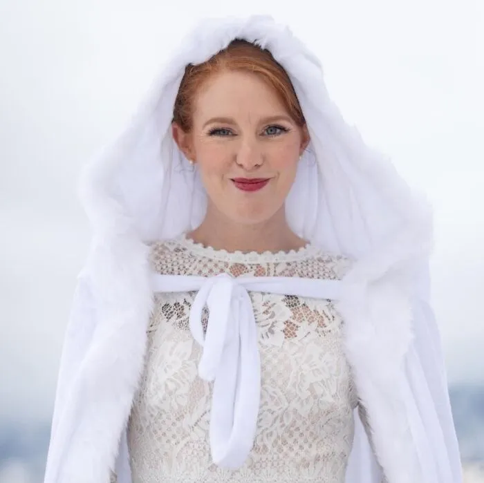 Channel Your Inner Ice Queen Wearing This <span Style="Font:inherit;color:#d74b1f;"> White Cloak Coat With Hood  </Span>