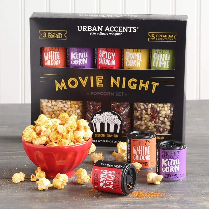 Essential Narnia Movie Marathon Snack: Urban Accents <span Style="Font:inherit;color:#d74b1f;"> Popcorn Variety Pack </Span>