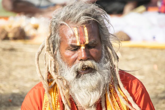 I Photographed People  In The Holy Waters Of The Ganges (9 Pics)