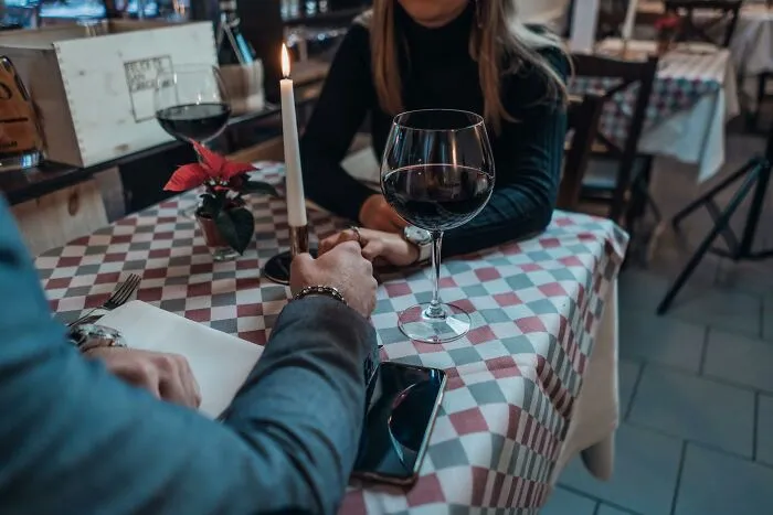 35 Reasons Why Modern Dating Is Tough On Men, According To These Candid Internet Users