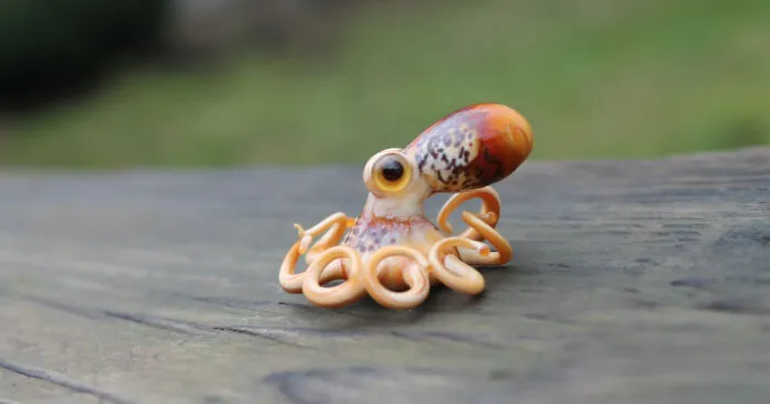 I Made 15 Baby-Glass Octopus Figurines In Different Colors