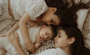 capturing Tiny Treasures: 7 Adorable Newborn Photo Ideas