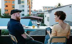 33 Men Reveal The Moment They Realized A Woman Couldn't Care Less About Them