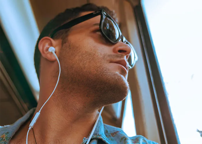 30 People Share Their 'Weird' Things And Ask If Others Do Them As Well
