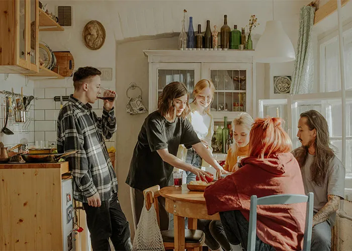 30 People Share Their 'Weird' Things And Ask If Others Do Them As Well