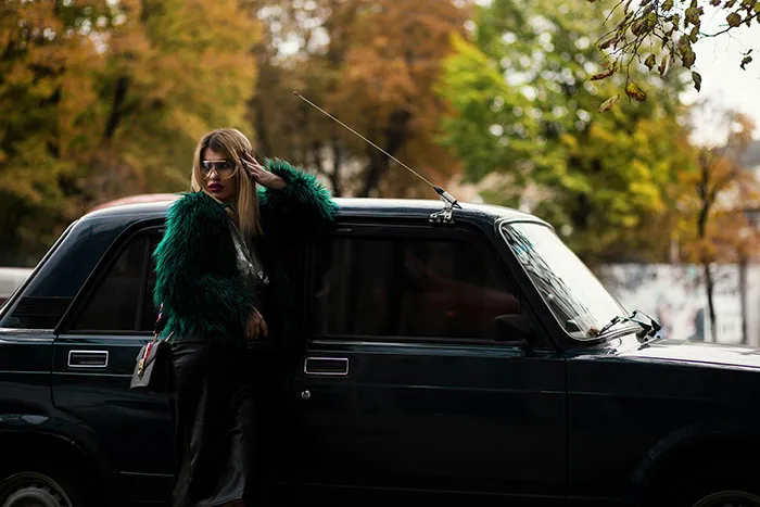 “Still Depressed”: 30 People Share What It’s Like To Have Dated Or Married Millionaires