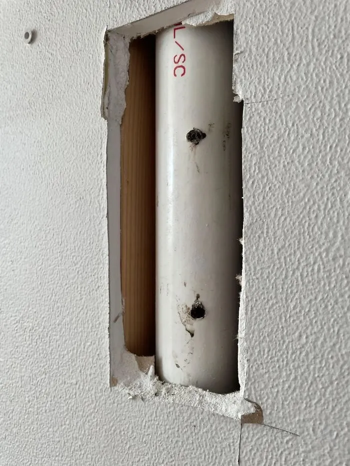 Previous Homeowners’ TV Mount