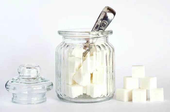 27 Addictions That Have Been Normalized So Much That They Aren’t Considered Harmful