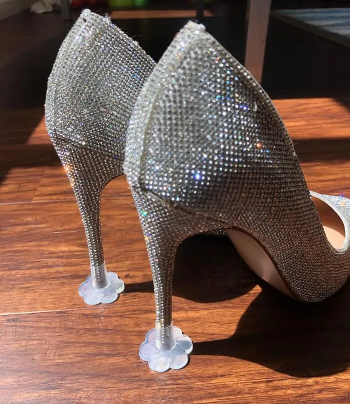 Prevent Sinking Into Grass With <a Style="Display:inline;" Href="Https://Www.amazon.com/Gogoheel-Stoppers-Heel-Protectors-Xx-Small/Dp/B01n4rfx1e?ie=utf8&linkcode=ll1&tag=bpbobcat-20&linkid=4533b9539fe3e4d0a38c1a86f92470fa&language=en_us&ref_=as_li_ss_tl" Target="_blank"><span Style="Font:inherit;color:#d74b1f;"> Heel Protectors</Span>: Keep Your High Heels Looking Pristine Even On Soft Ground