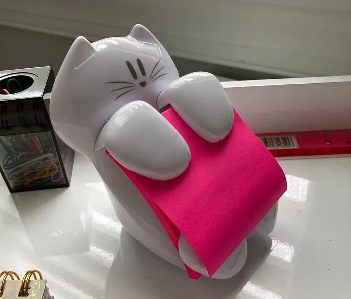 Elevate Your Workspace With A <span Style="Font:inherit;color:#d74b1f;"> Cat Note Dispenser</Span>: A Practical And Playful Addition To Your Desk
