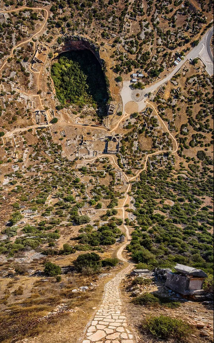 Flatland: 30 Bent Landscape Photos That Will Play Tricks On Your Mind (New Pics)