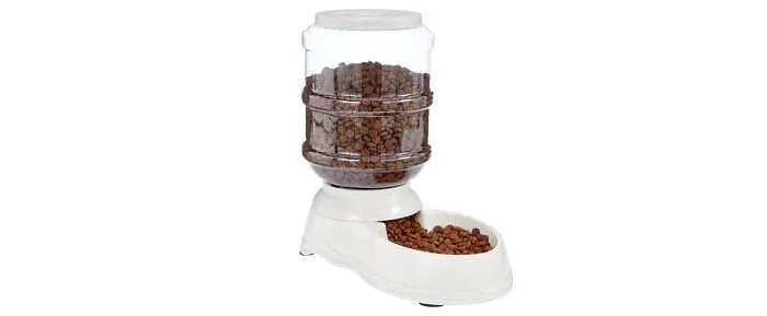 Amazon Basics Gravity Pet Food Feeder