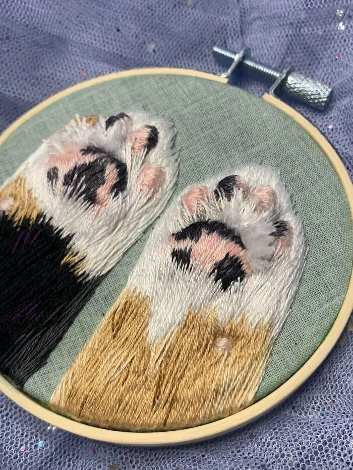 Freckled, Floofy Toebeans!