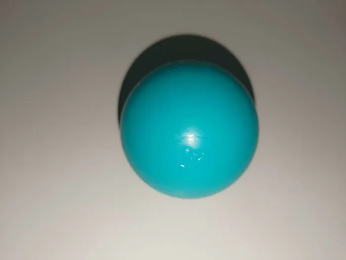 La bola más cara del mundo, vale 13 cuadrillones de dólares según yo mismo