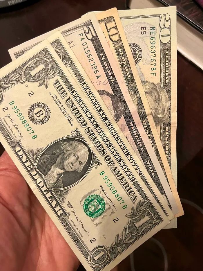 37$ de dinero puro