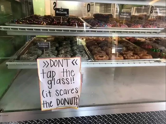 32 Carteles sorprendentemente divertidos que había que compartir