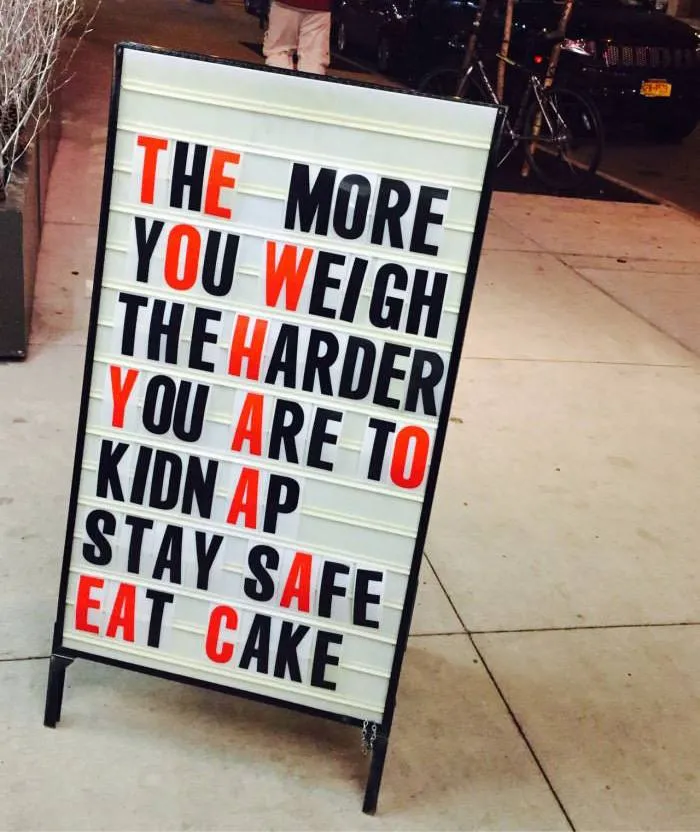 32 Carteles sorprendentemente divertidos que había que compartir