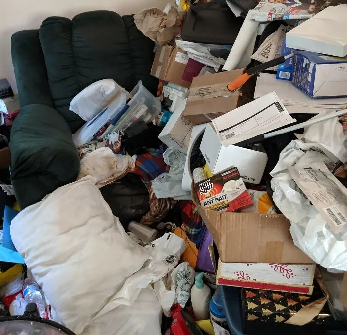 “I Don’t Eat The Last Of Anything”: 45 Habits People Kept From Their Poor Days