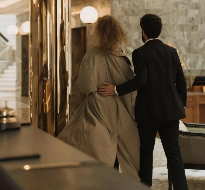 Luxury Resort Employees Reveal Dark, Juicy And Weird Secrets (30 Answers)