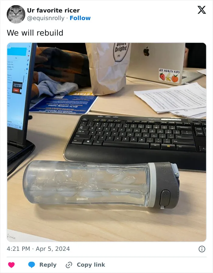 People Created "We Will Rebuild" Trend For East Coast Earthquake And It's Hilarious (30 Images)