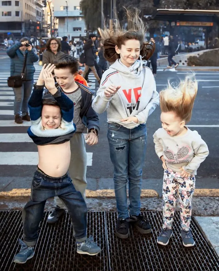 Amusing Urban Life: 30 Pictures Shared On This Instagram Account (New Pics)