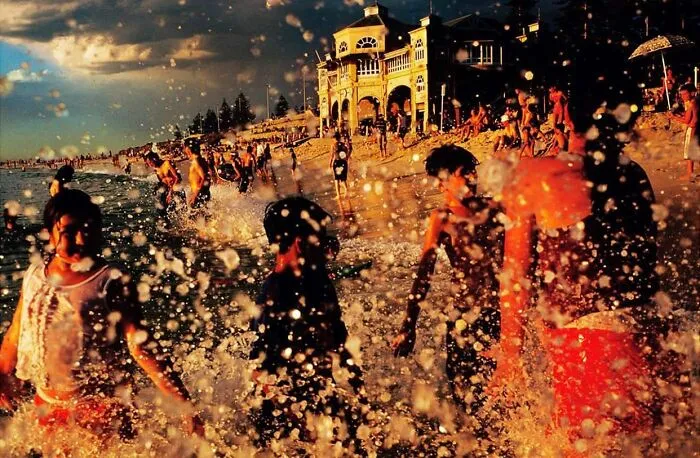 Amusing Urban Life: 30 Pictures Shared On This Instagram Account (New Pics)