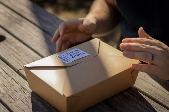 25 Things That Are Casual And Common For Women In Relationships, But Almost Never For Men 