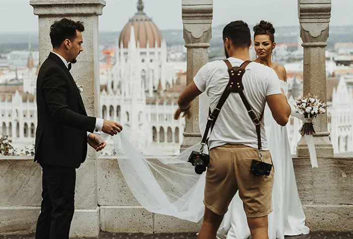 “Several Inappropriate Baby Videos”: 30 Horrible Or Wonderful Wedding Experiences Folks Had