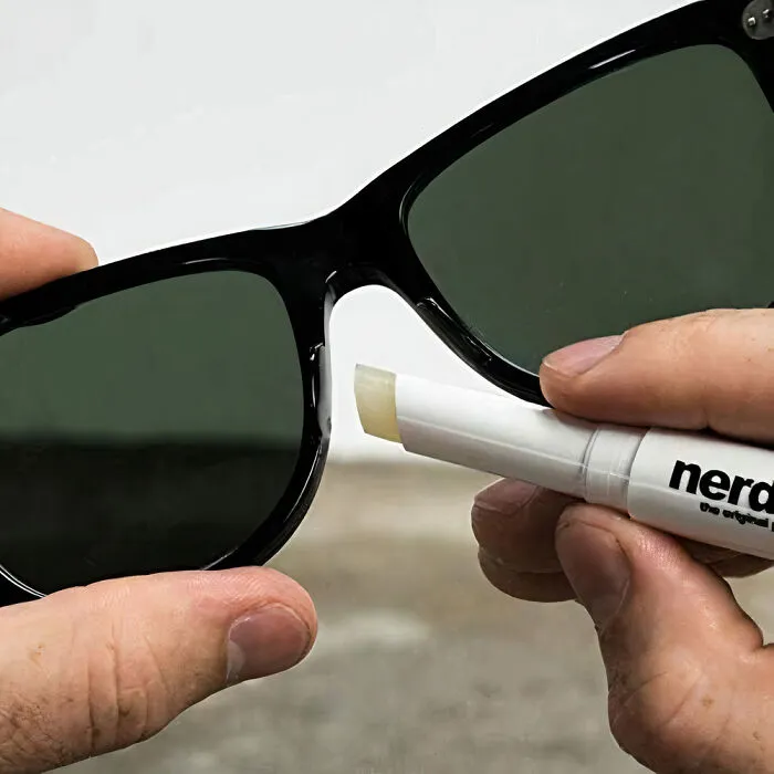 Keep Your Glasses In Place With <a Style="Display:inline;" Href="Https://Www.amazon.com/Nerdwax-Glasses-Wax-Anti-Slip-Retainer/Dp/B07z76kj1h?crid=rypl03nshkau&dib=eyj2ijoimsj9.uhq8w7myr-Fvbb8luhd6neyjtc2v_edvrwe95qehavbuxexpiwkfqznuaefrjfi8h8k561y-Xz3puxnt87dia9rd48au_u_fj9skzxpno2zscul8ao8uel1hibqbo_5mk4q0tbsrdpiyyz6tpll2km4ugg1c6j3kdswjf1bxbuszz8_d0u3ezafz6beakjv7wi5vhslufxoxvrnm2t_611wh2lvwe0yd1-Xueikd_vrsx6cjbb0ckn_v0ownsl559jwiim7qdu-Gsorxmth75g2olus4otzfiiddmubid5g.mfzfdegu2prclv_unwdovqxb951tkp2v8vkus5asr_u&dib_tag=se&keywords=glass+wax&qid=1712746563&sprefix=glass+wax%2caps%2c407&sr=8-2-Spons&sp_csd=d2lkz2v0tmftzt1zcf9hdgy&psc=1&linkcode=ll1&tag=bpcobra-20&linkid=da8260102fb5725c9f654beab2cb1225&language=en_us&ref_=as_li_ss_tl" Target="_blank"><span Style="Font: Inherit; Color: #d74b1f;"> Nerd Wax</Span> And Say Goodbye To Sliding And Slipping. Your Glasses Will Stay Put, Even During The Busiest Holiday Moments!