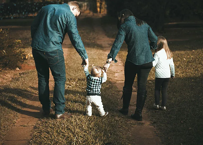 30 Folks Speculate What They’d Do If Given Immortality, But Also Sent Back 3,000 Years Back