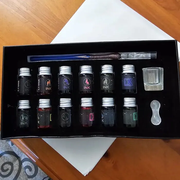Upgrade Your Friend's Signature Game With This Fancy <span Style="Font:inherit;color:#d74b1f;"> Glass Dip Pen And Ink Set</Span>