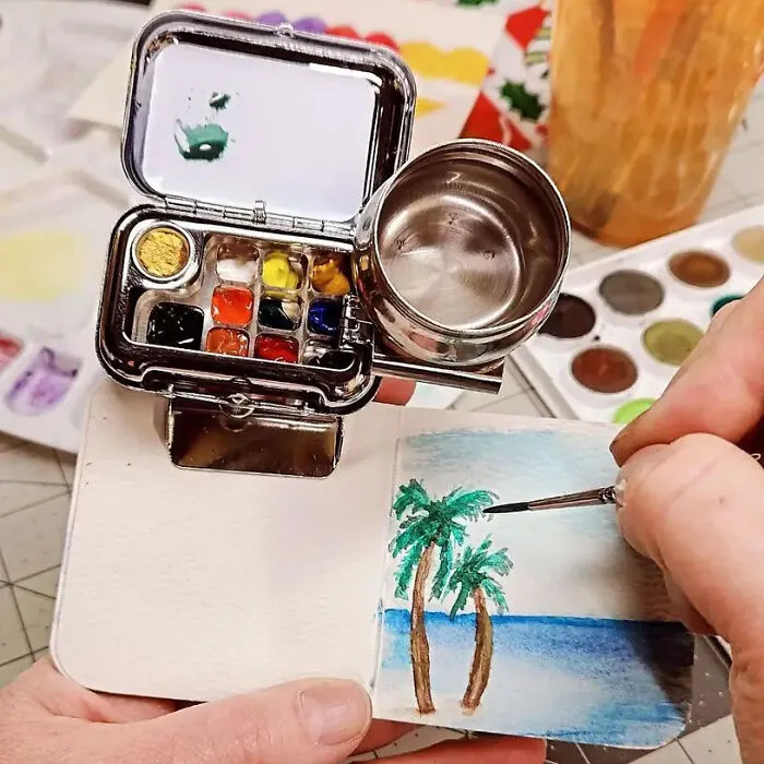 Elevate Your Friend's Creativity With These Artistic Travel Essentials - <span Style="Font:inherit;color:#d74b1f;"> Mini Watercolor Set & Drawing Book Combo</Span>!