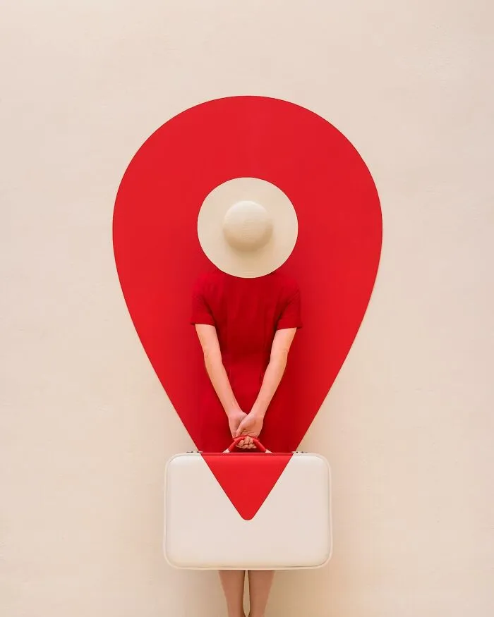 22 Surreal Photos Created Without Digital Tricks By Daniel Rueda And Anna Devís (New Pics)