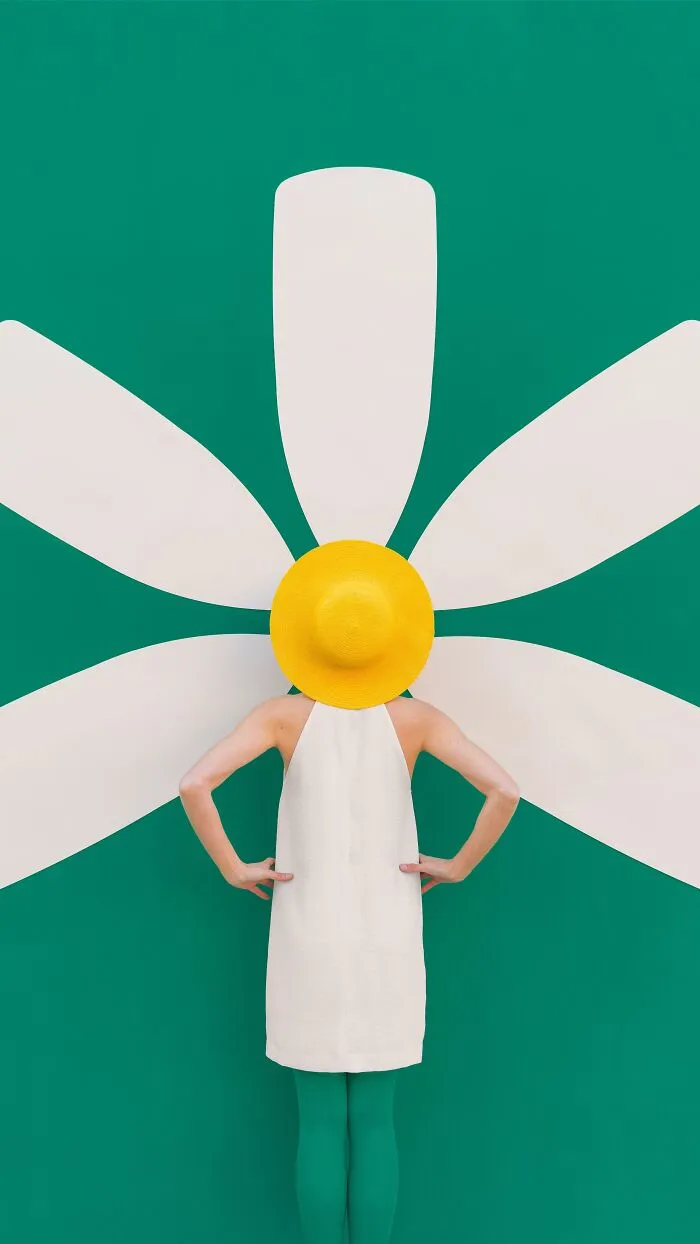 22 Surreal Photos Created Without Digital Tricks By Daniel Rueda And Anna Devís (New Pics)